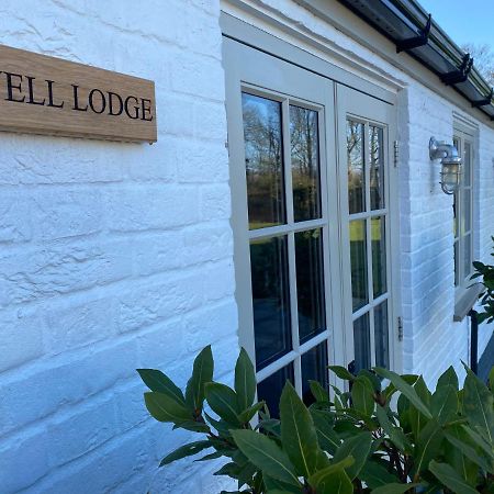 The Shepherds Huts & The Well Lodge At Ormesby Manor Ormesby Saint Michael Exterior foto